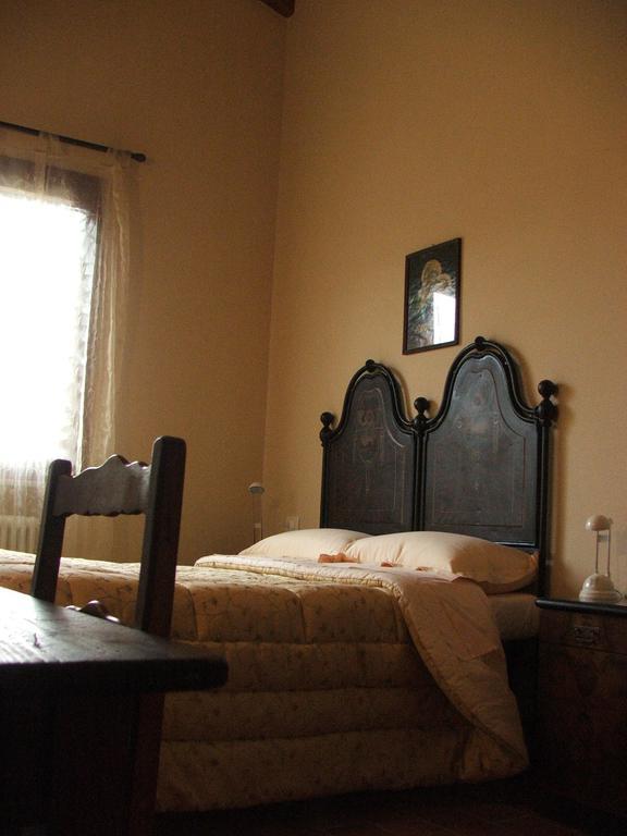 Agriturismo Bosco Del Fracasso Скандиано Стая снимка